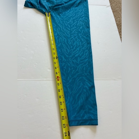 Sweaty Betty Teal Patterned Leggings - Picture 7 of 8